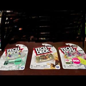 Never been opened great condition  ultra rare and 1 rare tech deck.All together